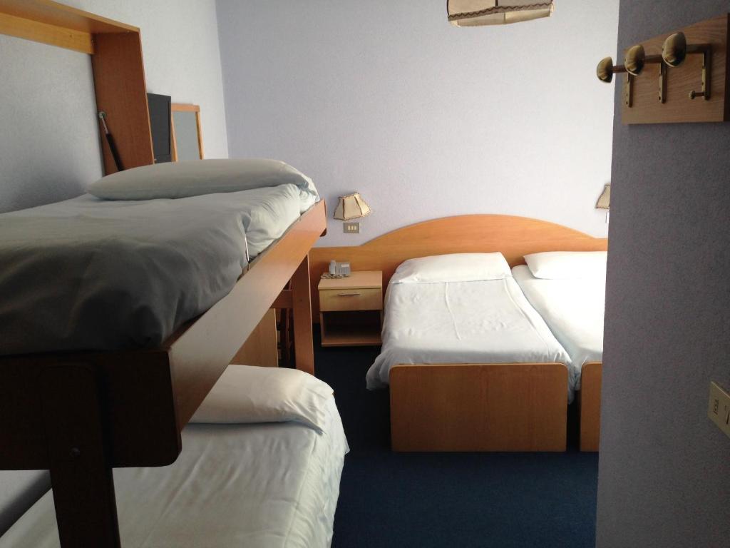 Hotel Alaska Livigno Quarto foto
