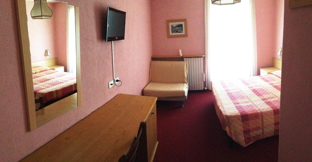Hotel Alaska Livigno Quarto foto