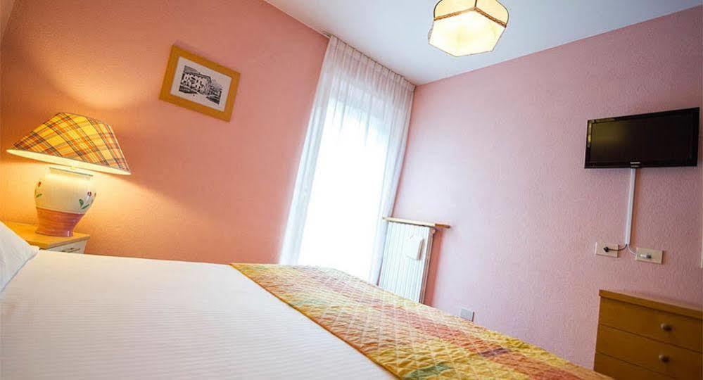 Hotel Alaska Livigno Exterior foto