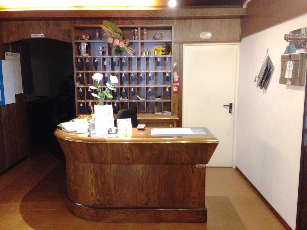 Hotel Alaska Livigno Exterior foto